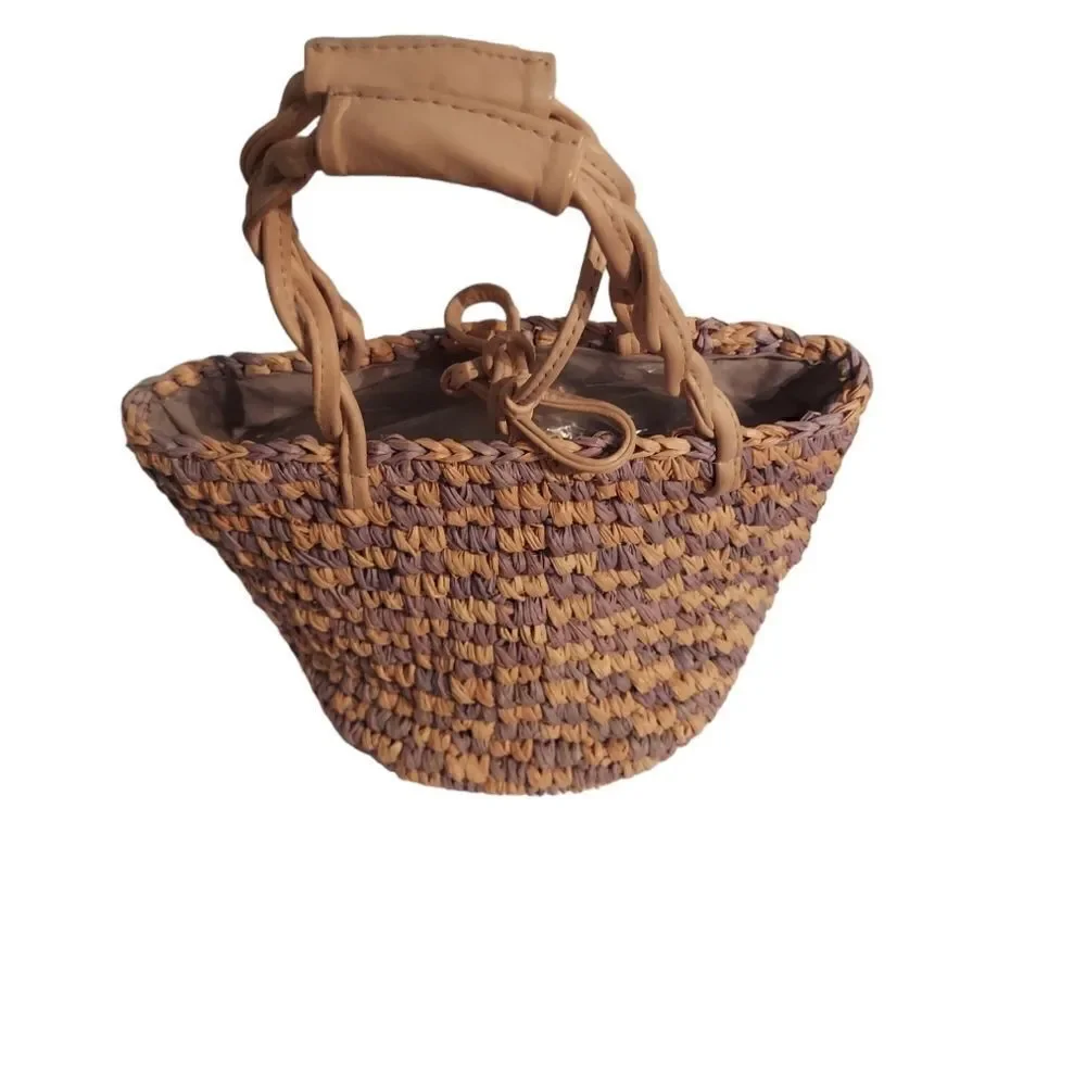 Vintage Maqui Hand-made Natural Straw Purse - Picture 2 of 5